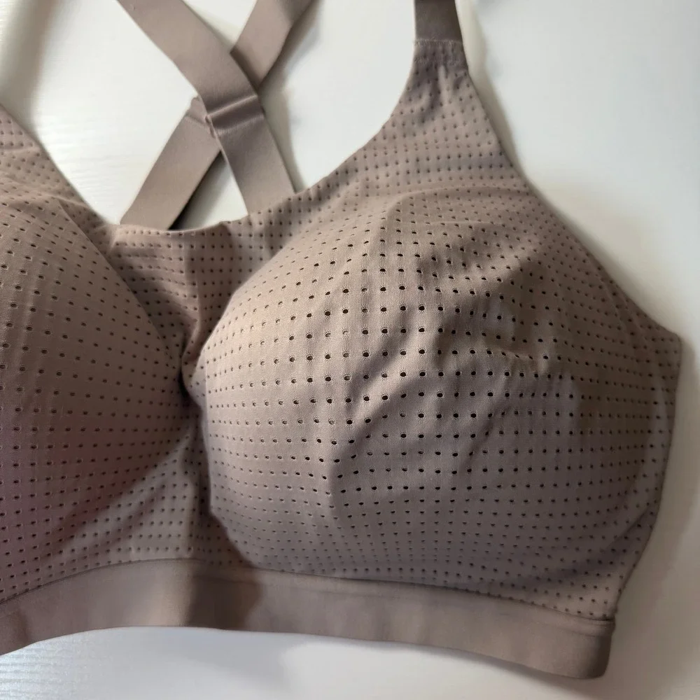 VSX Victoria's Secret Lightweight Mesh Sport Bra 36DDD Taupe Crossback M Support